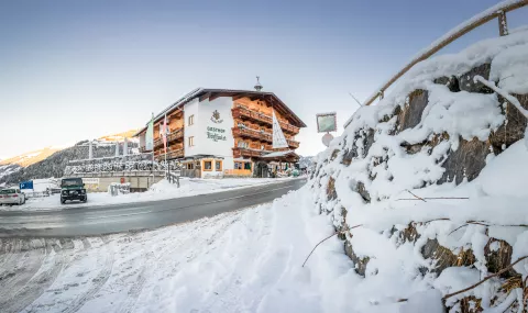 Das Alpen Wohlfühlhotel Dörflwirt im Winter
